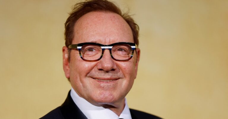 Kevin Spacey: Se confirma que el polémico actor está dirigiendo una película de ciencia ficción