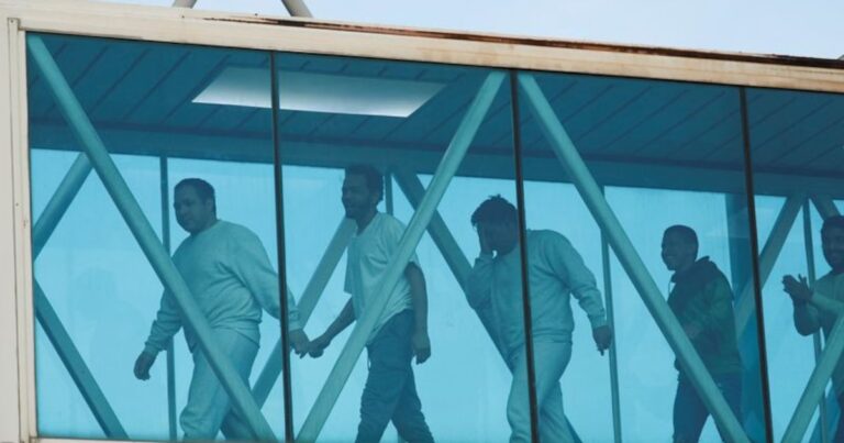 En un vuelo procedente de Honduras, regresaron a Venezuela 90 migrantes deportados de Estados Unidos