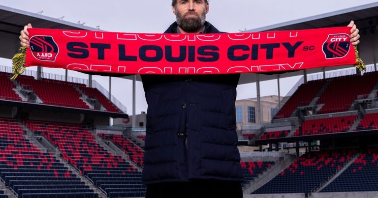 St. Louis City SC despidió a Olof Mellberg como entrenador después de 15 partidos