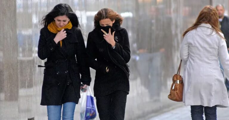Cuándo será el día más frío de la semana y hasta cuándo se extenderá la ola polar en el AMBA